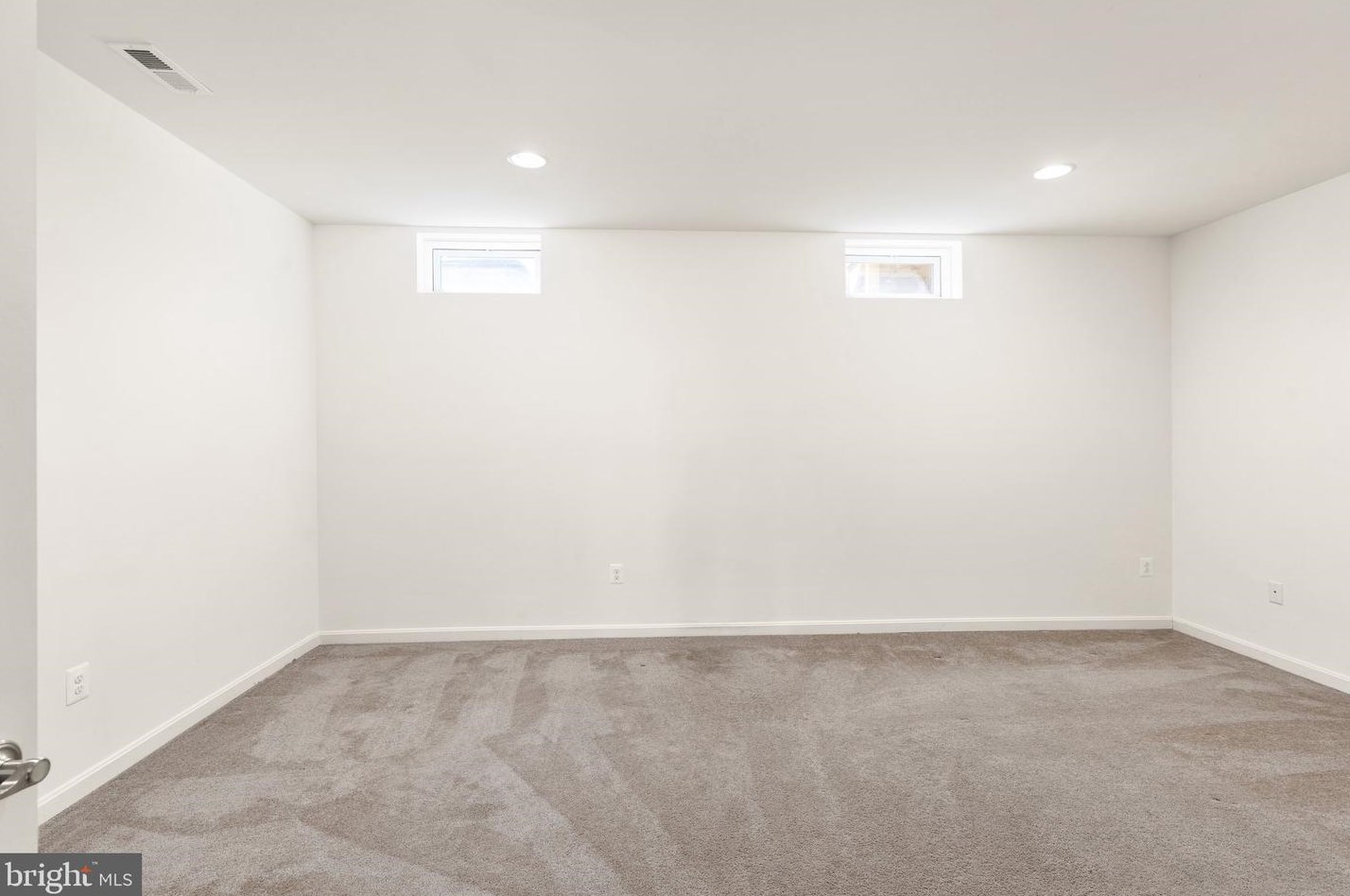 112 Ironwood Ct, Baltimore MD 21237 exterior