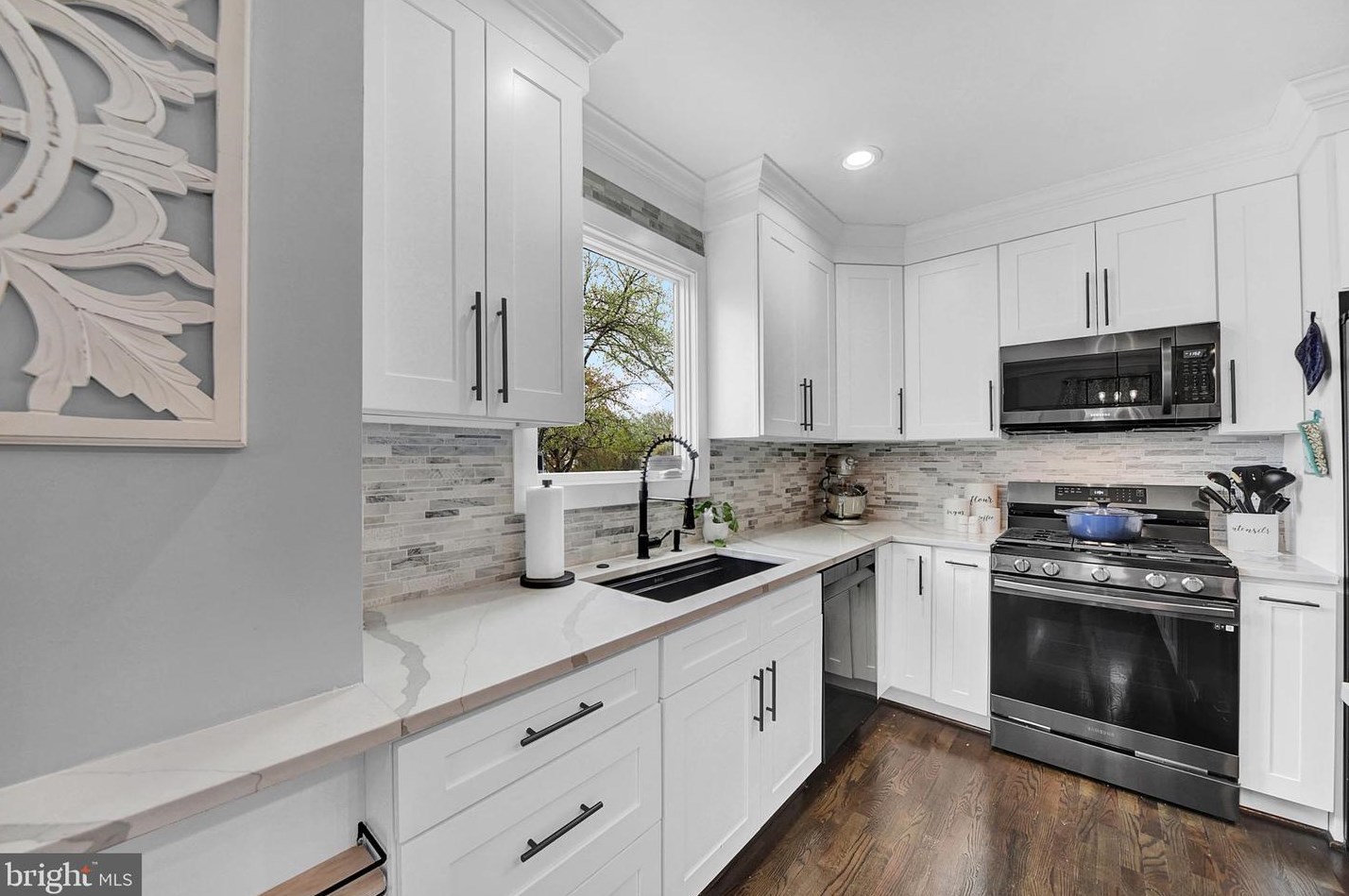 1015 Chesaco Ave, Baltimore MD  21237-2738 exterior