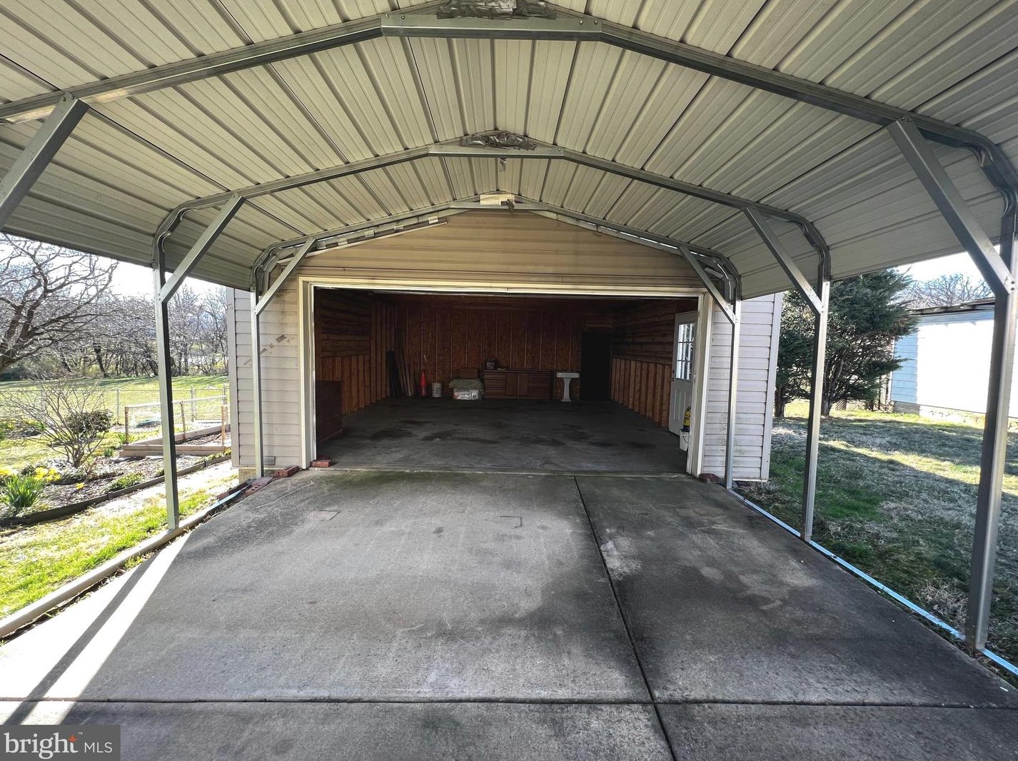 614 Old Home Rd, Baltimore MD  21206-2142 exterior