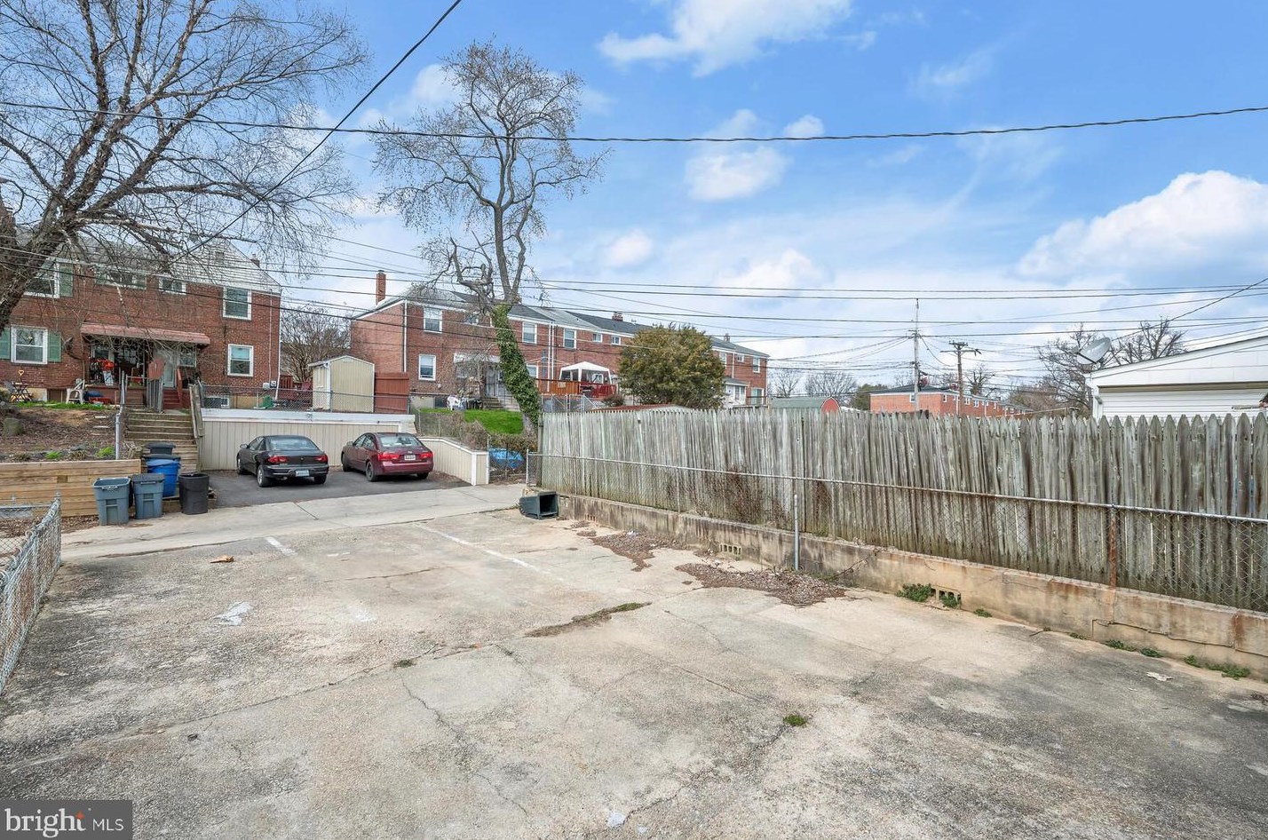 5500 Oakland Rd, Baltimore MD  21227-2818 exterior