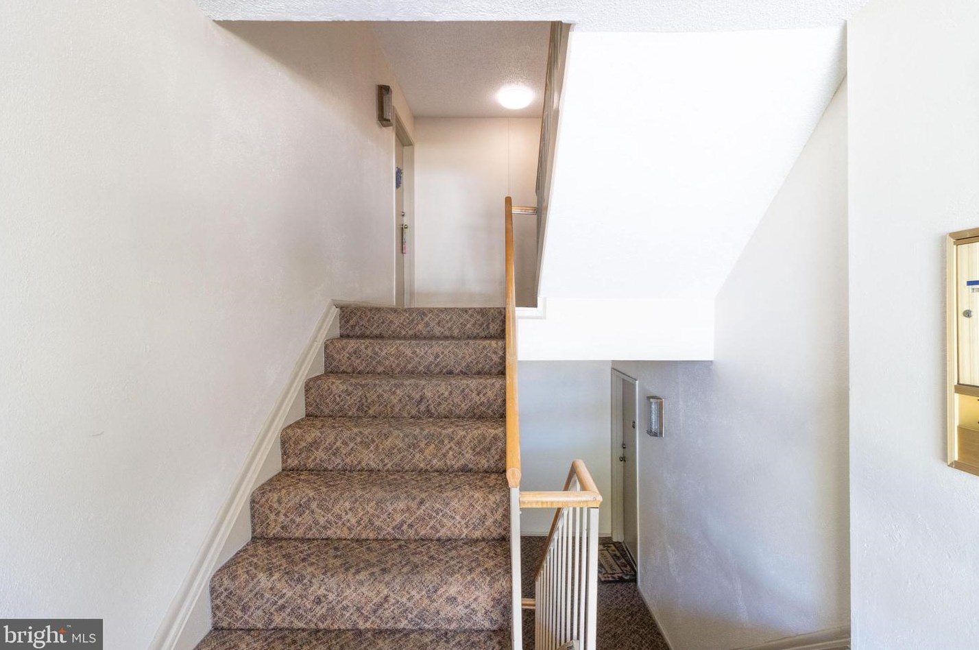 3 Windblown Ct #t-2, Baltimore, MD 21209