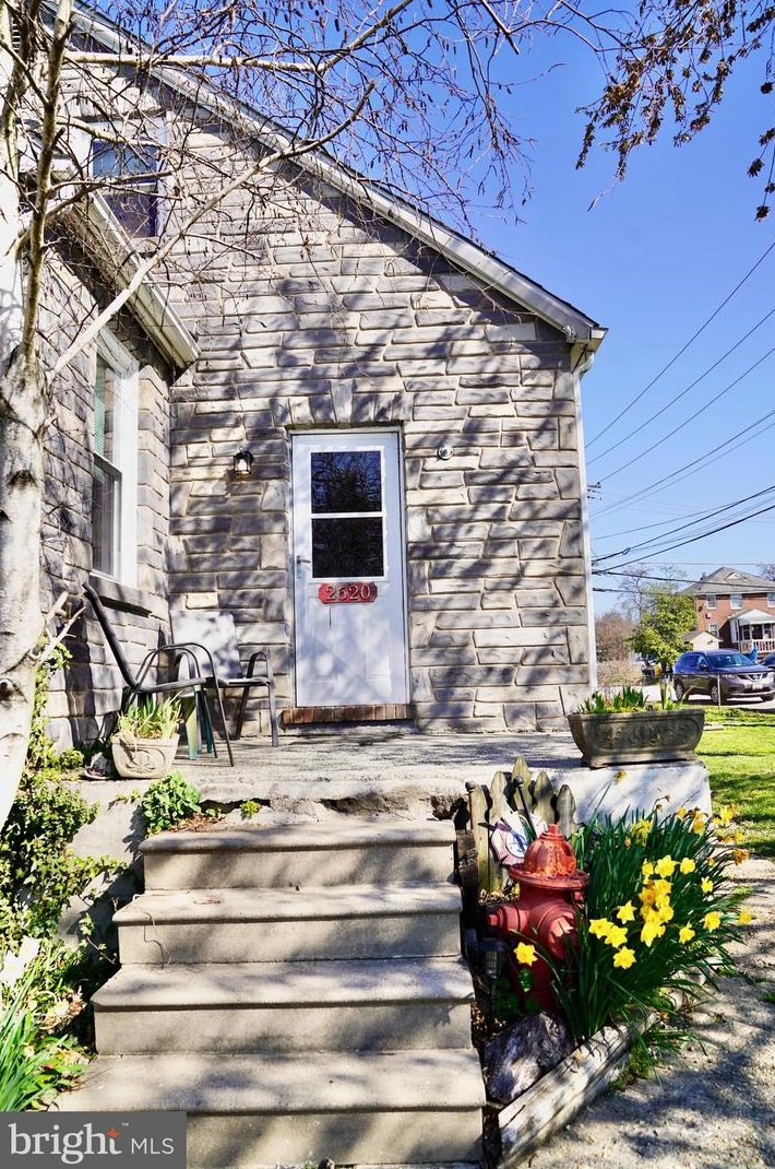 2620 Daisy Ave, Baltimore, MD 21227-2120