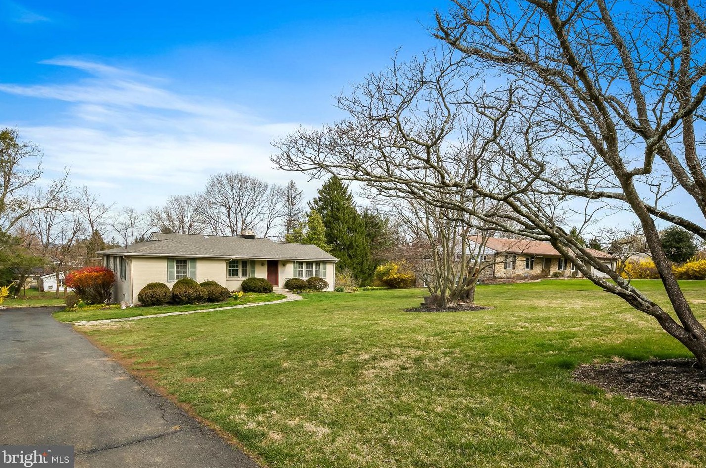 548 Hampton Ln, Baltimore, MD 21286-1312
