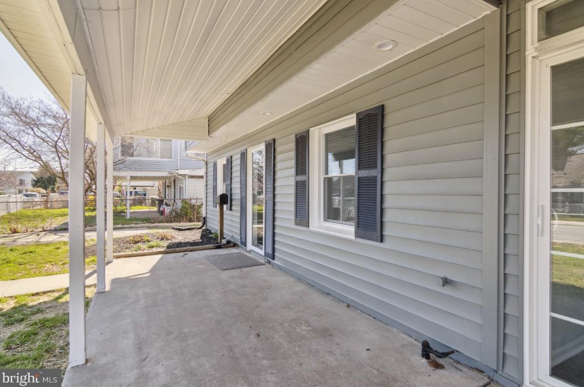 7716 Fairgreen Rd, Baltimore MD  21222-5407 exterior
