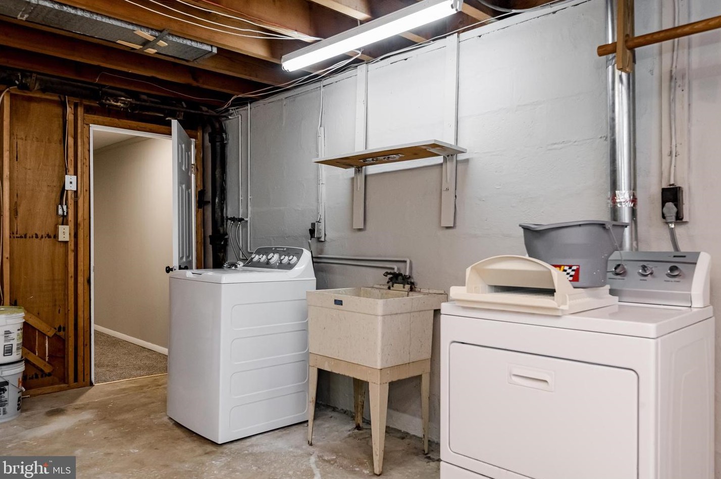 8403 Hallmark Cir, Baltimore MD  21234-4821 exterior