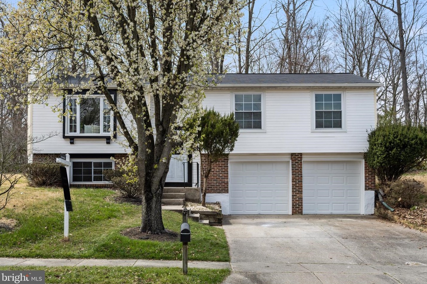 7210 Main Falls Cir, Baltimore MD  21228-2446 exterior