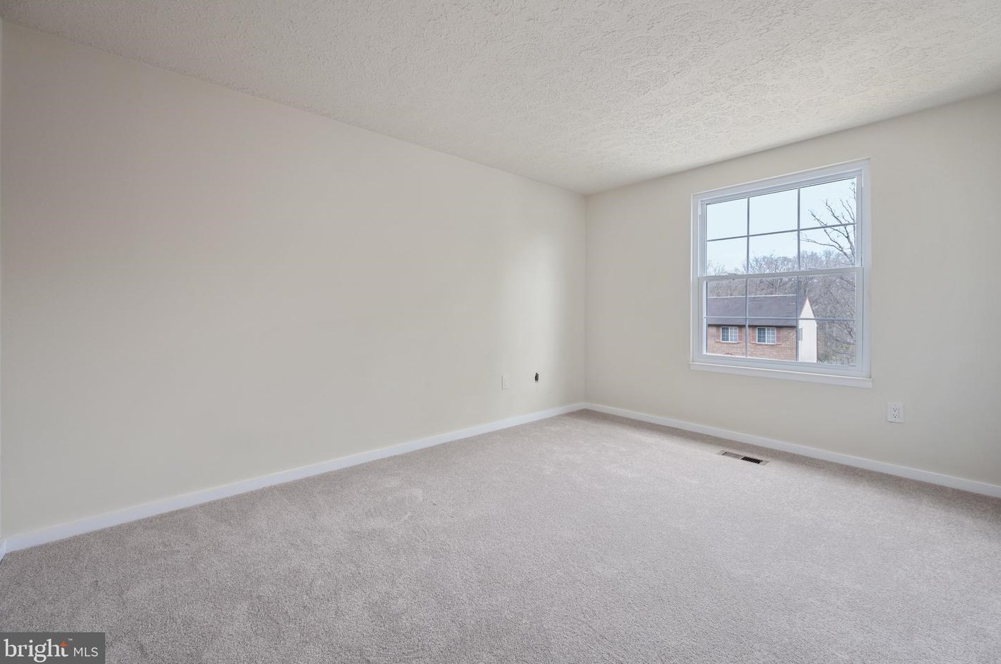 7210 Main Falls Cir, Baltimore MD  21228-2446 exterior