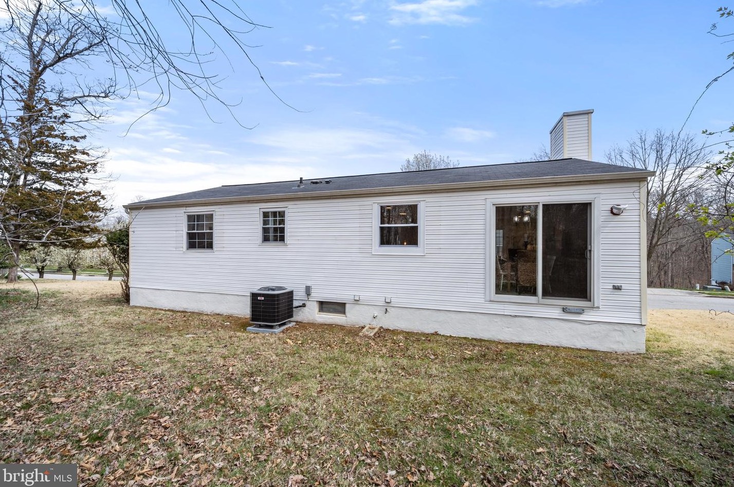 7210 Main Falls Cir, Baltimore MD  21228-2446 exterior