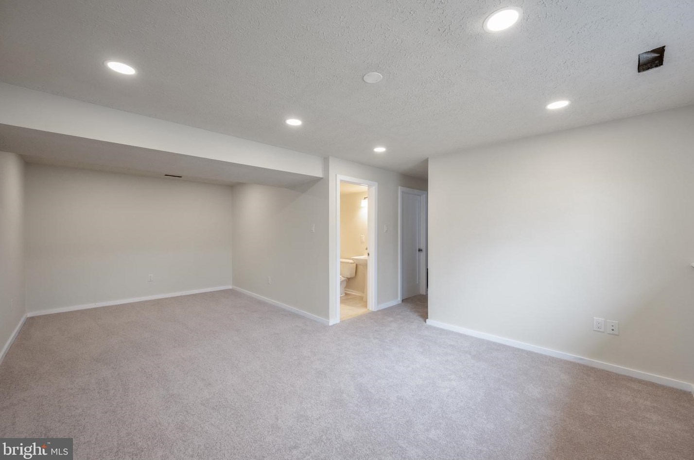 7210 Main Falls Cir, Baltimore MD  21228-2446 exterior