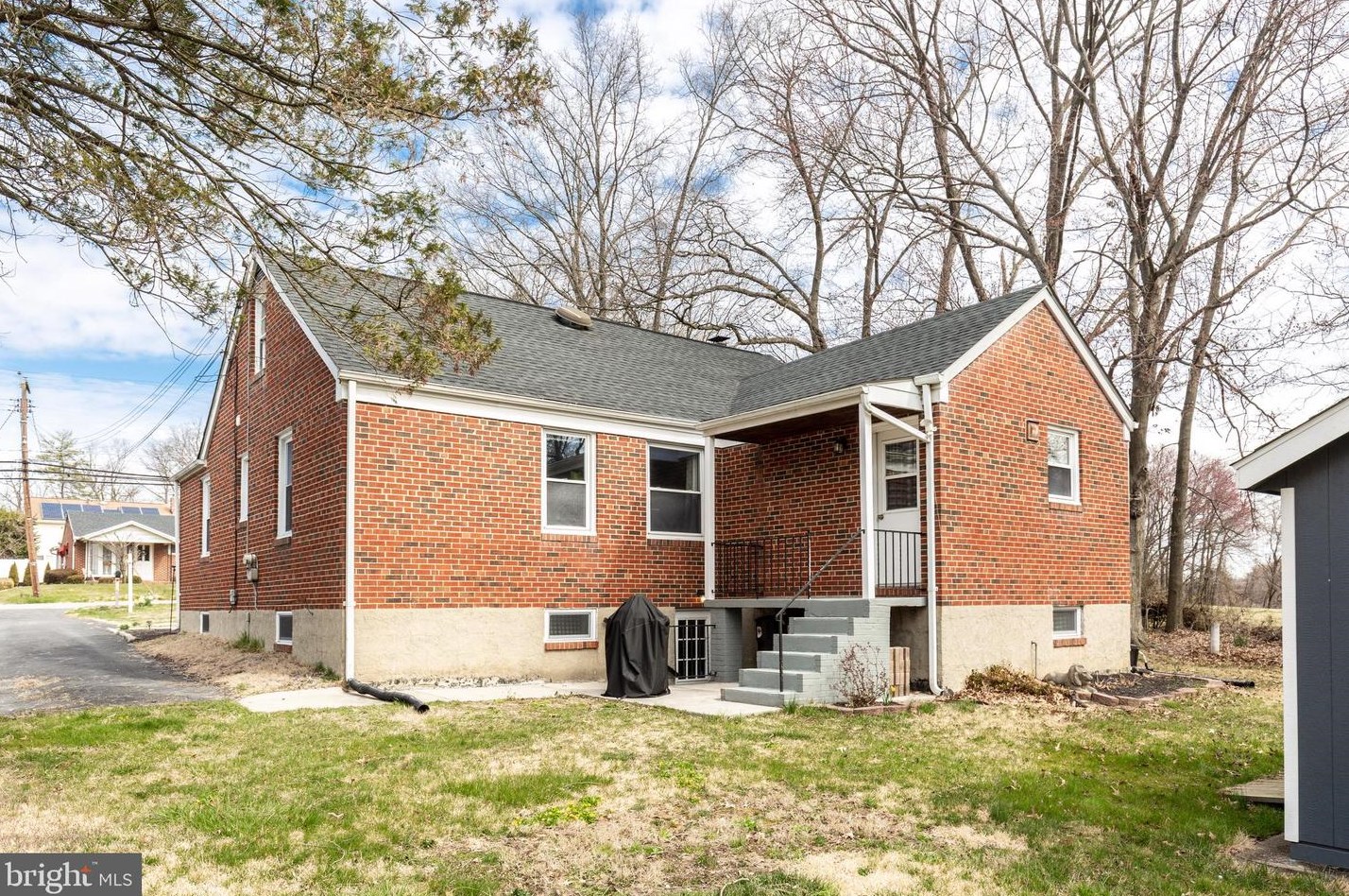 1919 Clearwood Rd, Baltimore MD  21234-3813 exterior