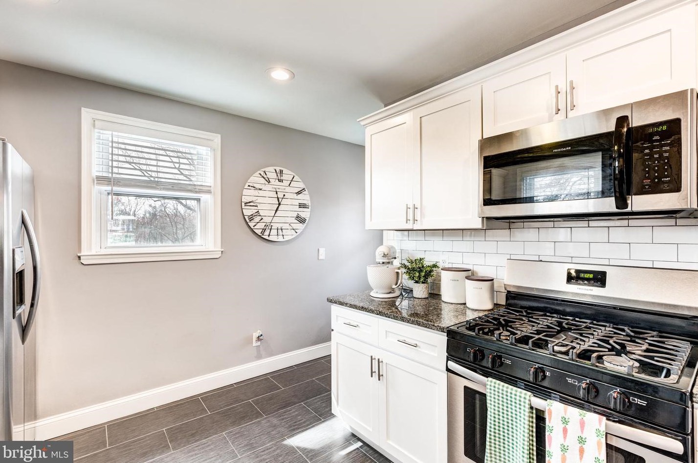 1919 Clearwood Rd, Baltimore MD  21234-3813 exterior