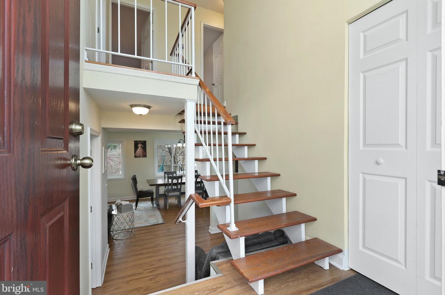 807 Smoke Tree Rd, Baltimore, MD 21208-3530