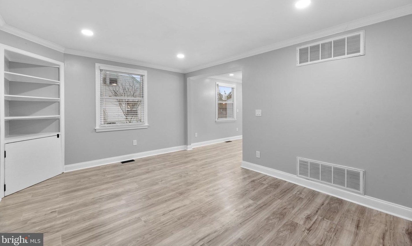 8203 Northview Rd, Baltimore MD  21222-6024 exterior