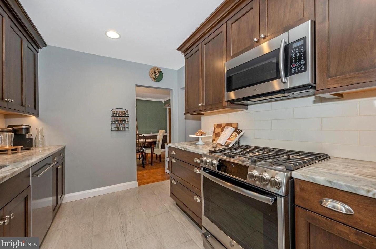 1248 Elm Rd, Baltimore MD  21227-3939 exterior
