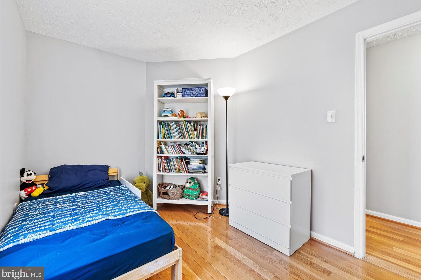 9318 Hines Estates Dr, Baltimore MD  21234-1319 exterior