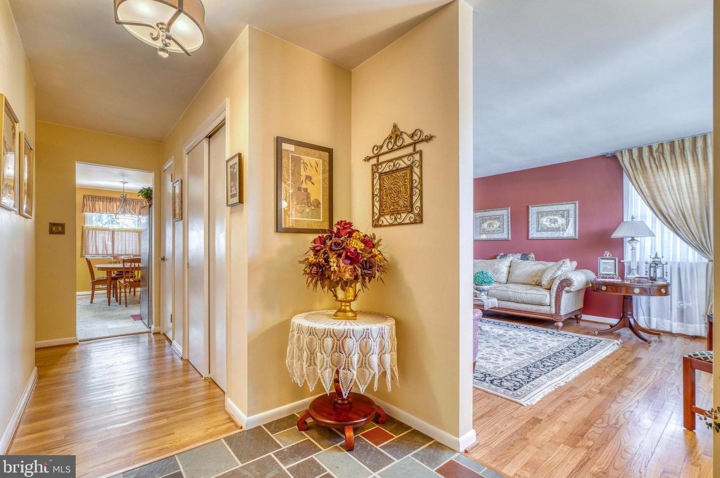 4401 Lobelia Rd, Baltimore, MD 21236-1747