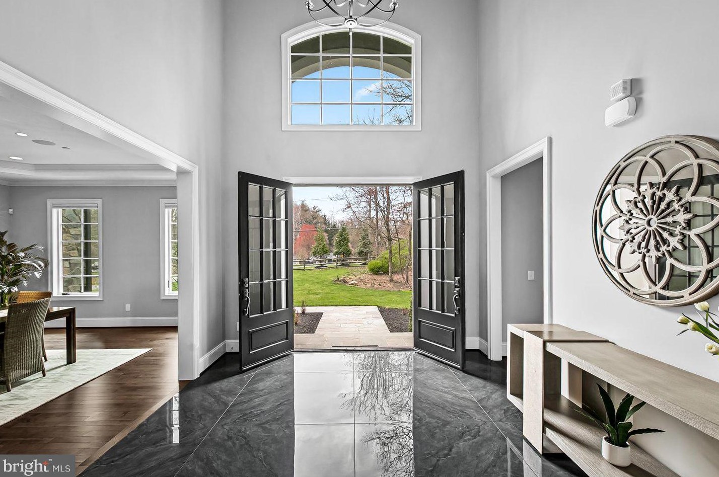 2950 Woodvalley Dr, Baltimore MD  21208-1966 exterior