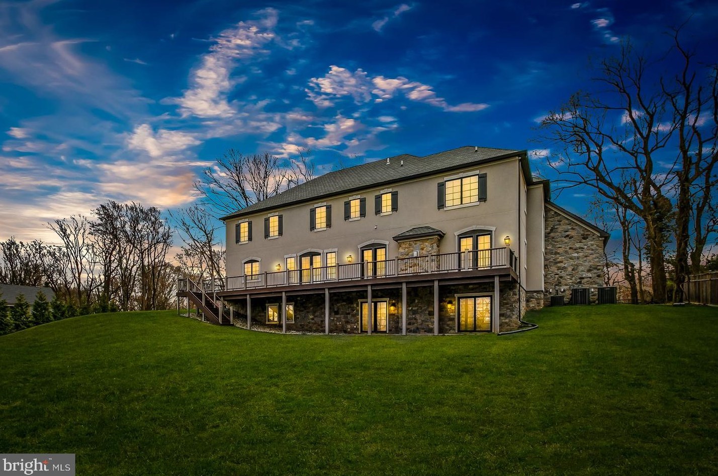 2950 Woodvalley Dr, Baltimore MD  21208-1966 exterior