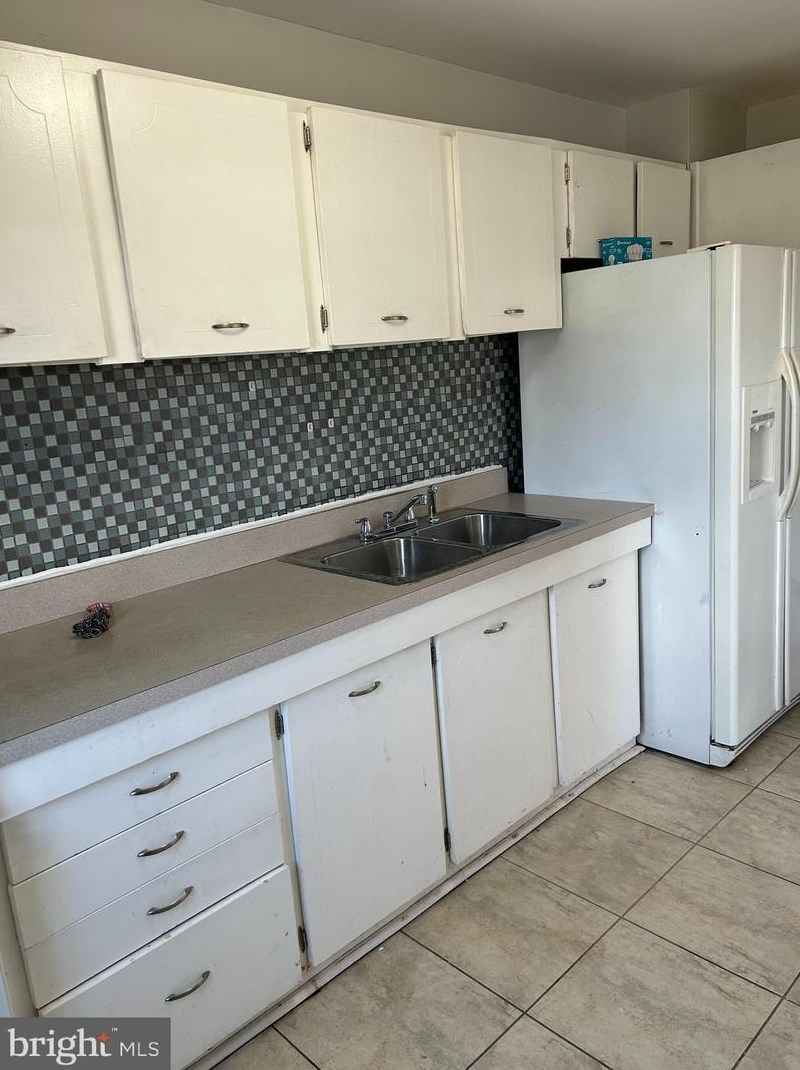 2113 Southorn Rd, Baltimore, MD 21220