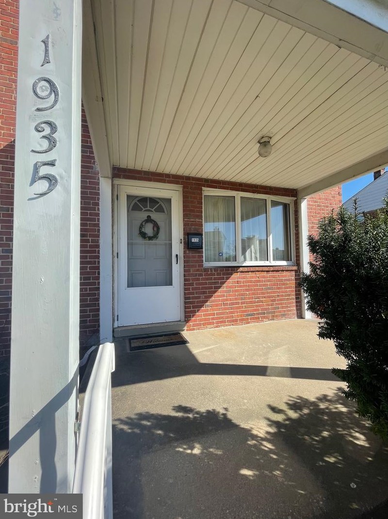 1935 Ormand Rd, Baltimore, MD 21222-4623