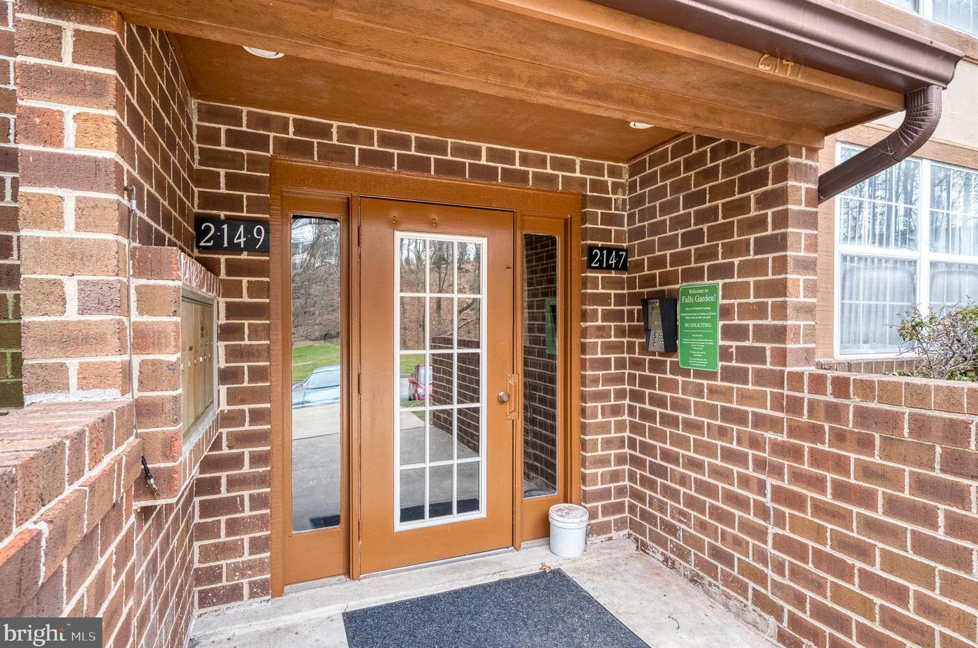 2147 Woodbox Ln, Baltimore, MD 21209-5256