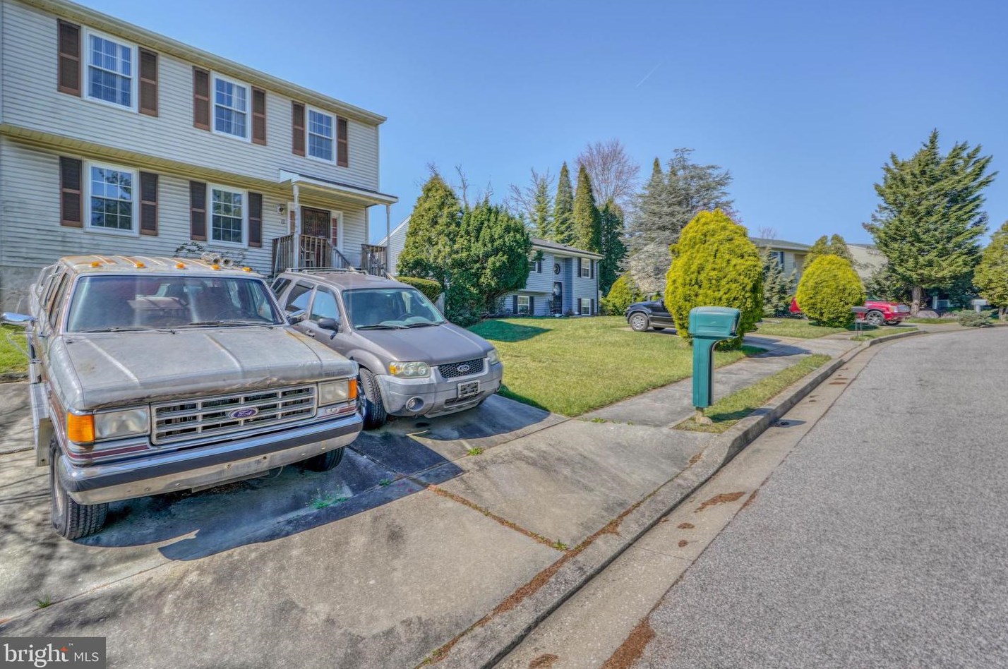 2 Tomber Ct, Baltimore, MD 21207-4240