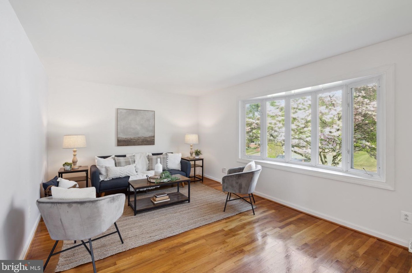5204 Larlin Rd, Baltimore, MD 21227-2527