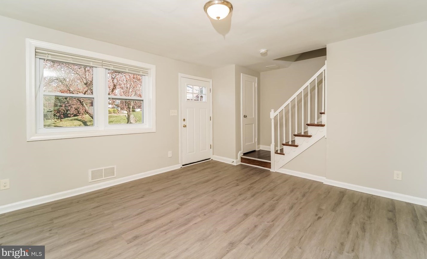 966 Saint Agnes Ln, Baltimore, MD 21207