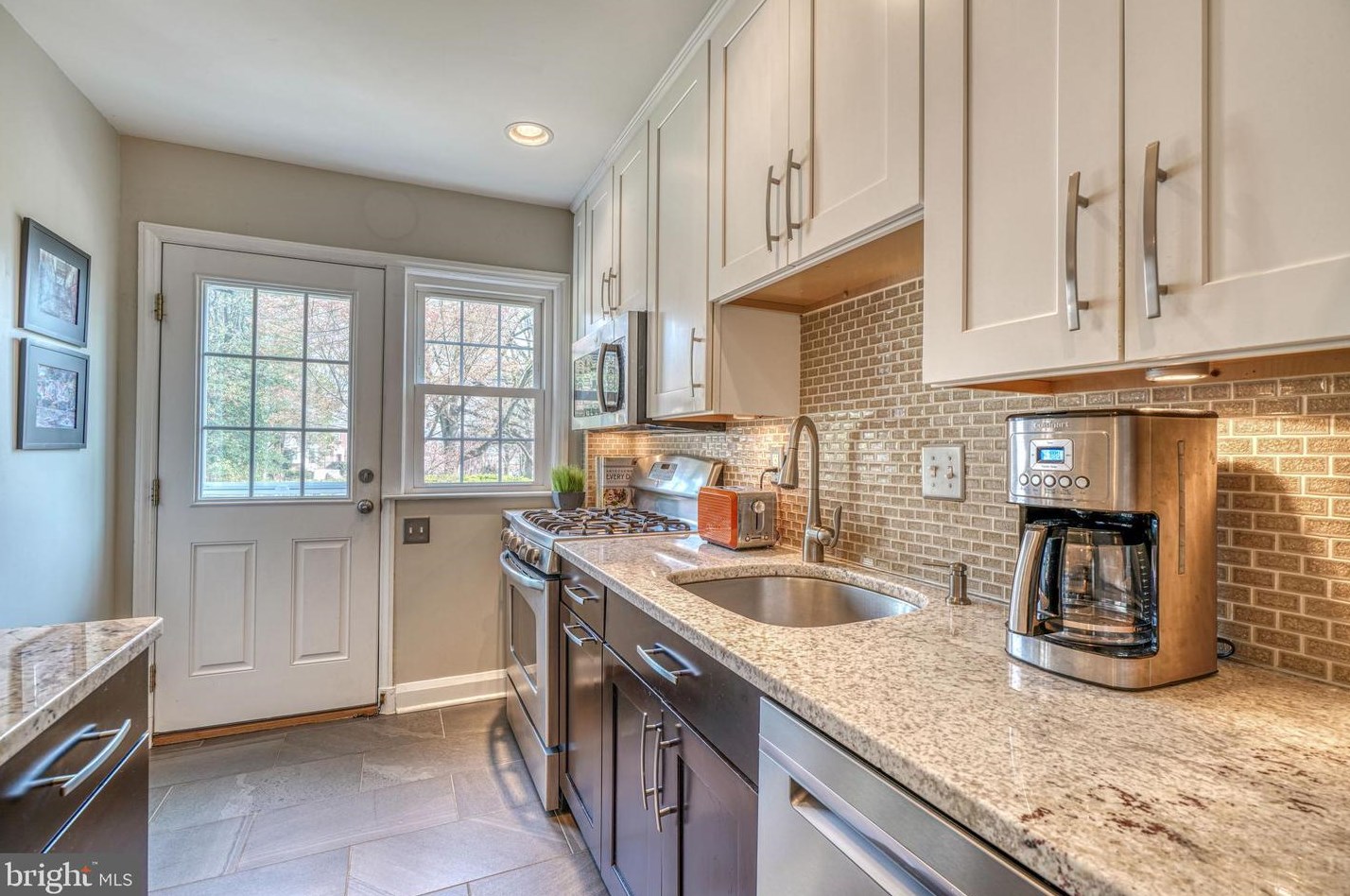 149 Stevenson Ln, Baltimore MD  21212-1402 exterior