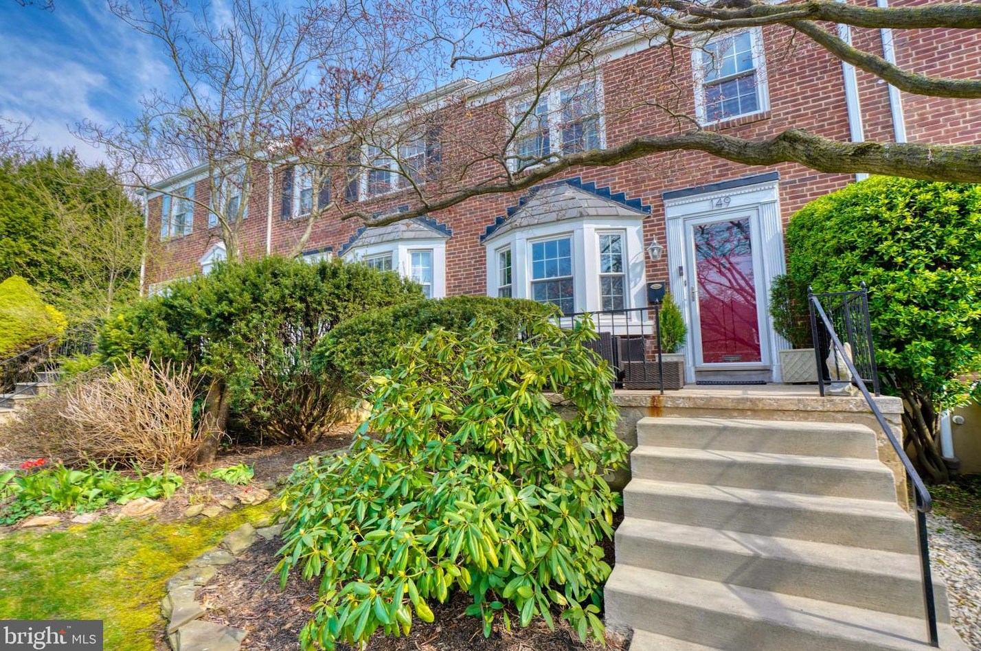 149 Stevenson Ln, Baltimore, MD 21212-1402