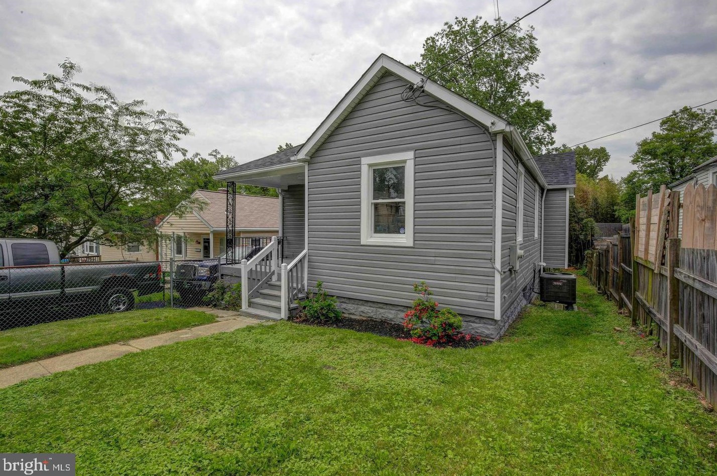 2909 Louisiana Ave, Baltimore MD  21227-2226 exterior
