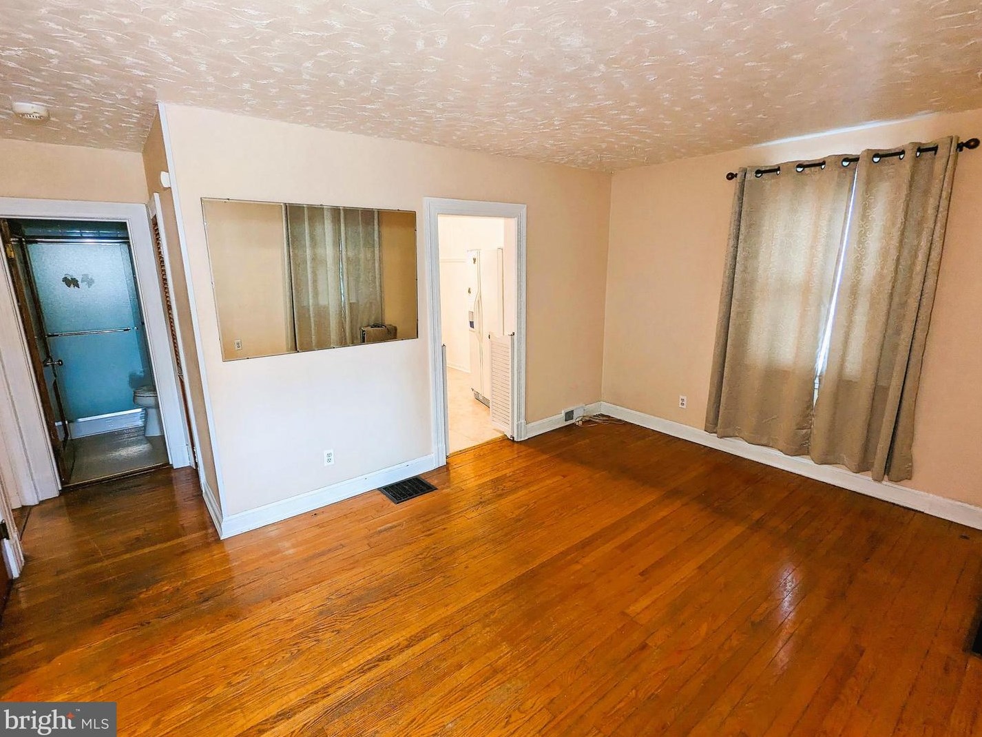 50 Riverside Rd, Baltimore, MD 21221-7042