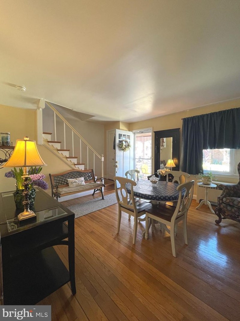 103 Cherrydell Rd, Baltimore, MD 21228-2242