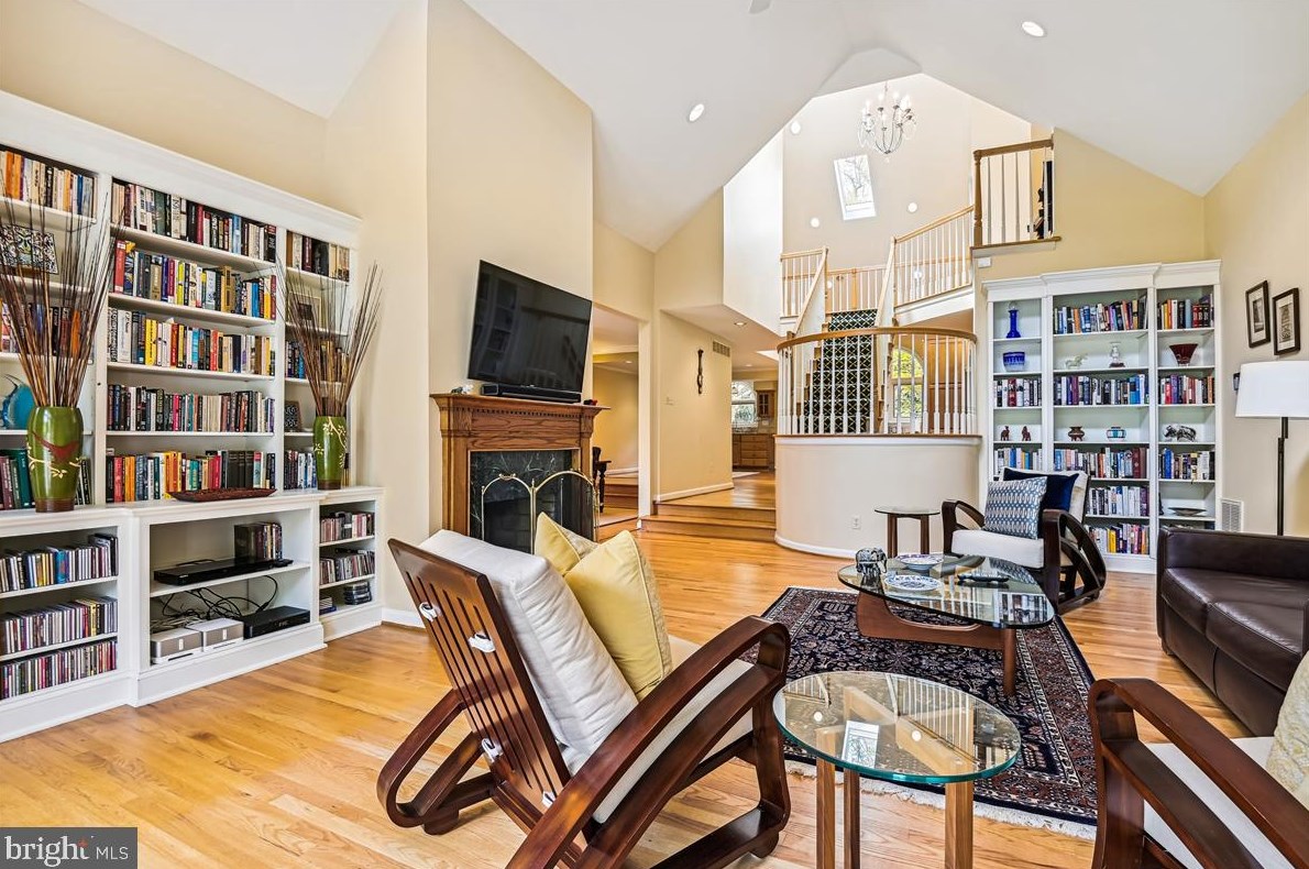 19 Roland Ct, Baltimore MD 21204-3550 exterior