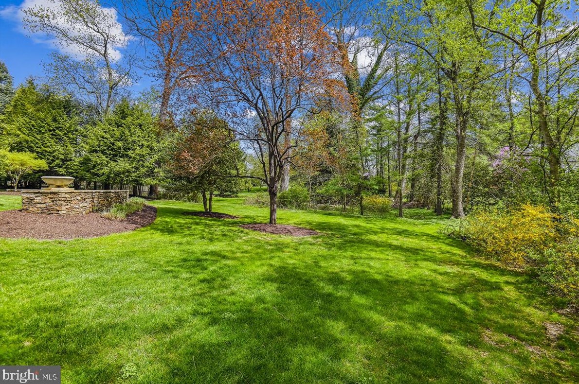 19 Roland Ct, Baltimore MD 21204-3550 exterior