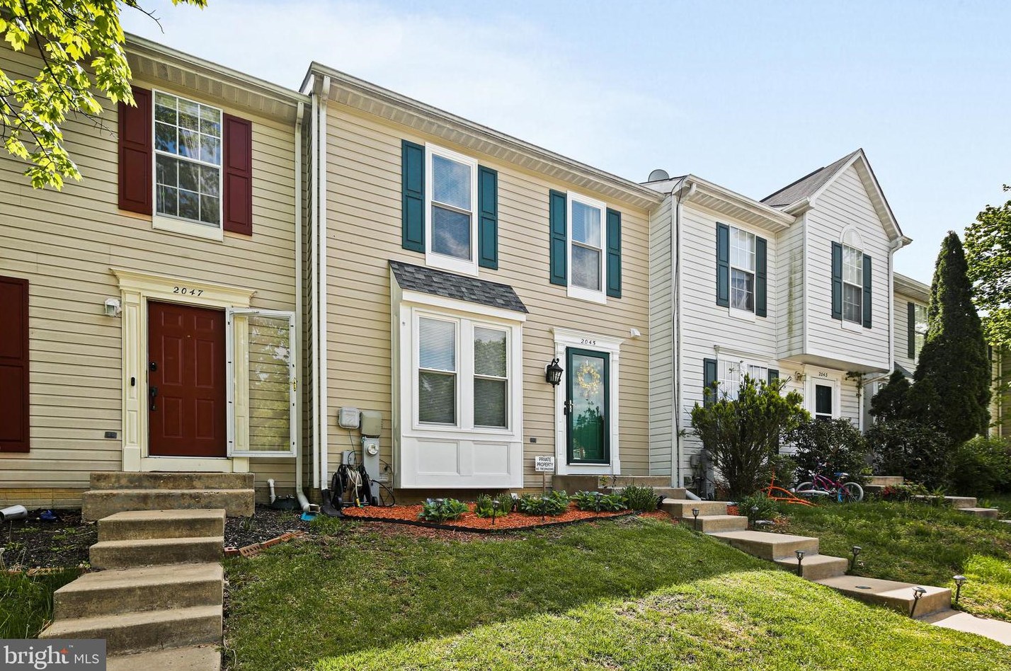 2045 Wisper Woods Way, Baltimore MD  21244-1296 exterior
