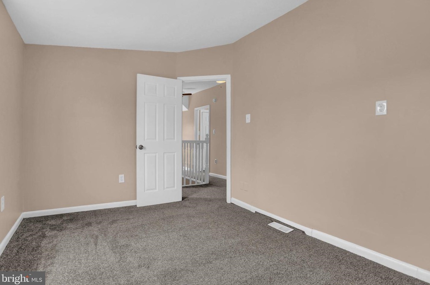 87 Wise Ave, Baltimore MD  21222-4840 exterior