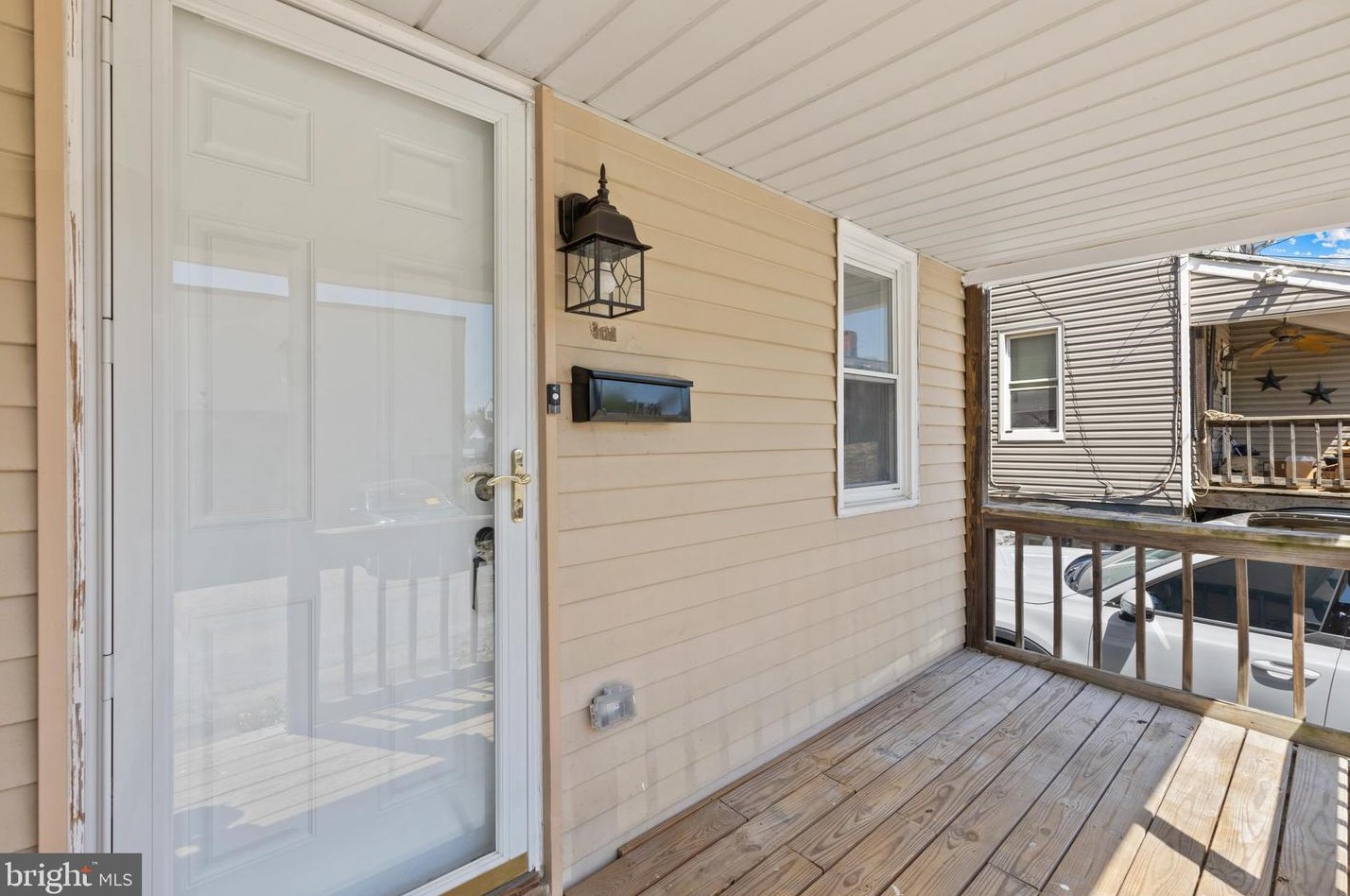 712 Meadowbrook Ave, Baltimore, MD 21228-4613