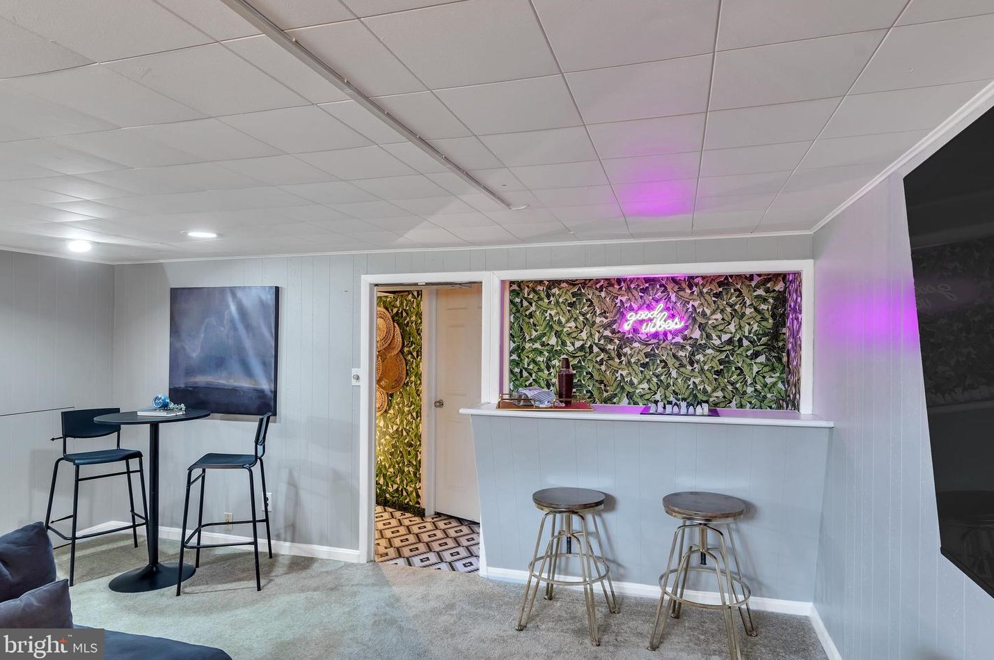 8508 Pleasant Plains Rd, Baltimore MD  21286-8139 exterior