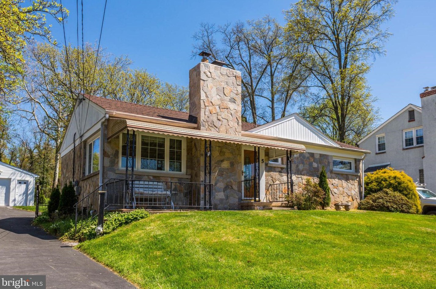 5 Maple Ave, Baltimore MD  21206-1108 exterior