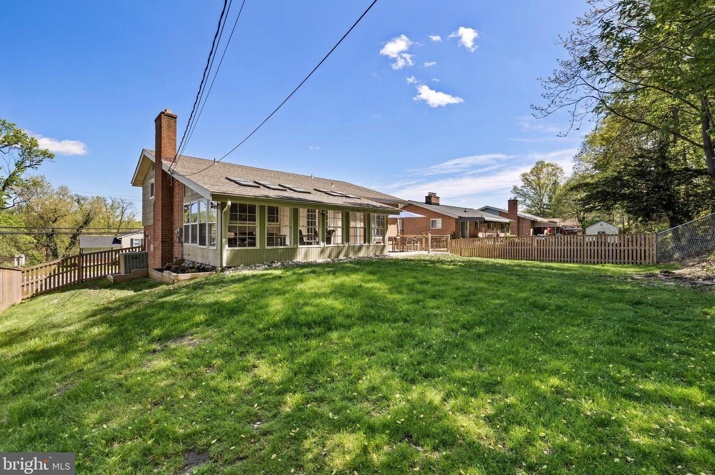 937 Cromwell Bridge Rd, Baltimore MD  21286-3323 exterior