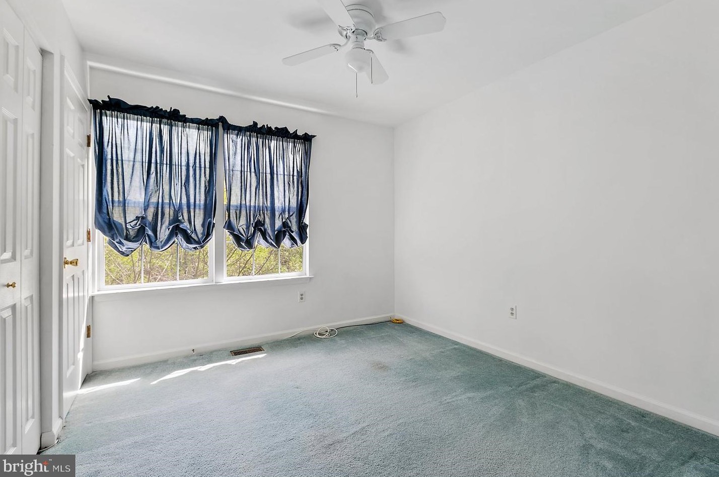 54 Wade Ave, Baltimore MD  21228-4636 exterior