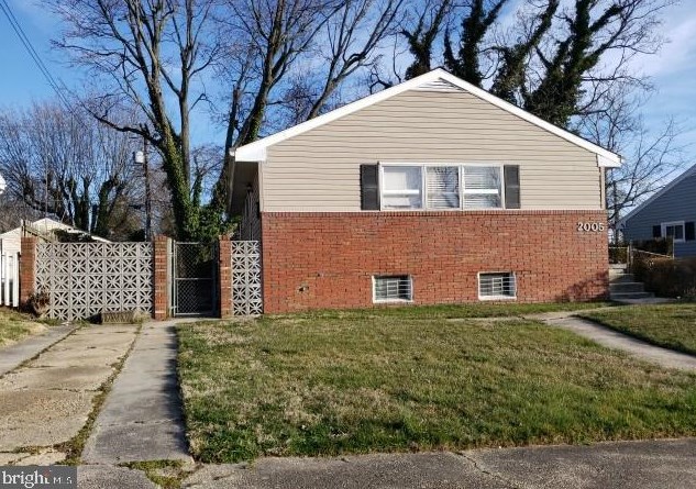 2005 Royal Garden Dr, Baltimore, MD 21207-4324