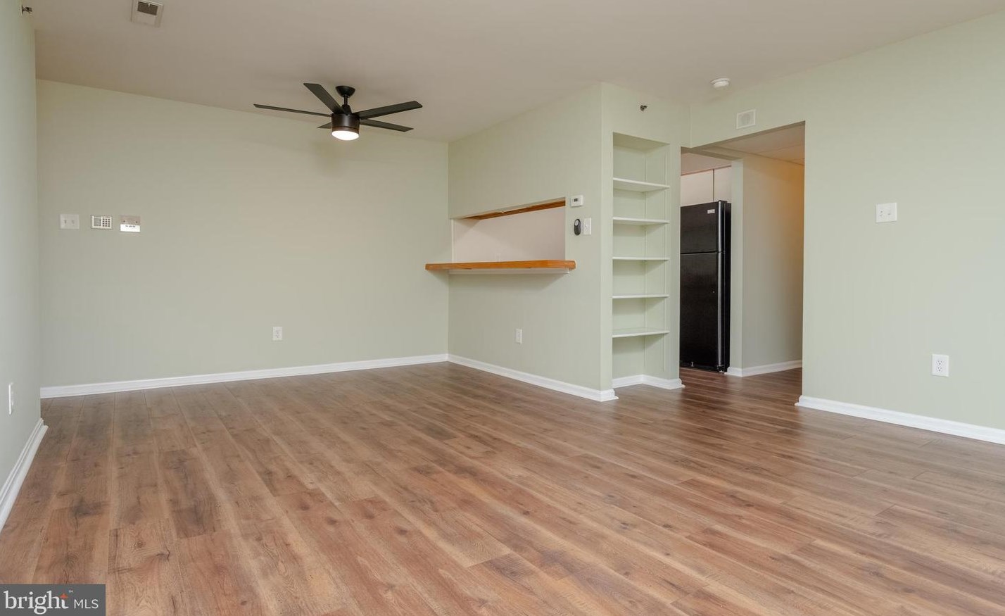 2 Banyan Wood Ct #202, Baltimore, MD 21221
