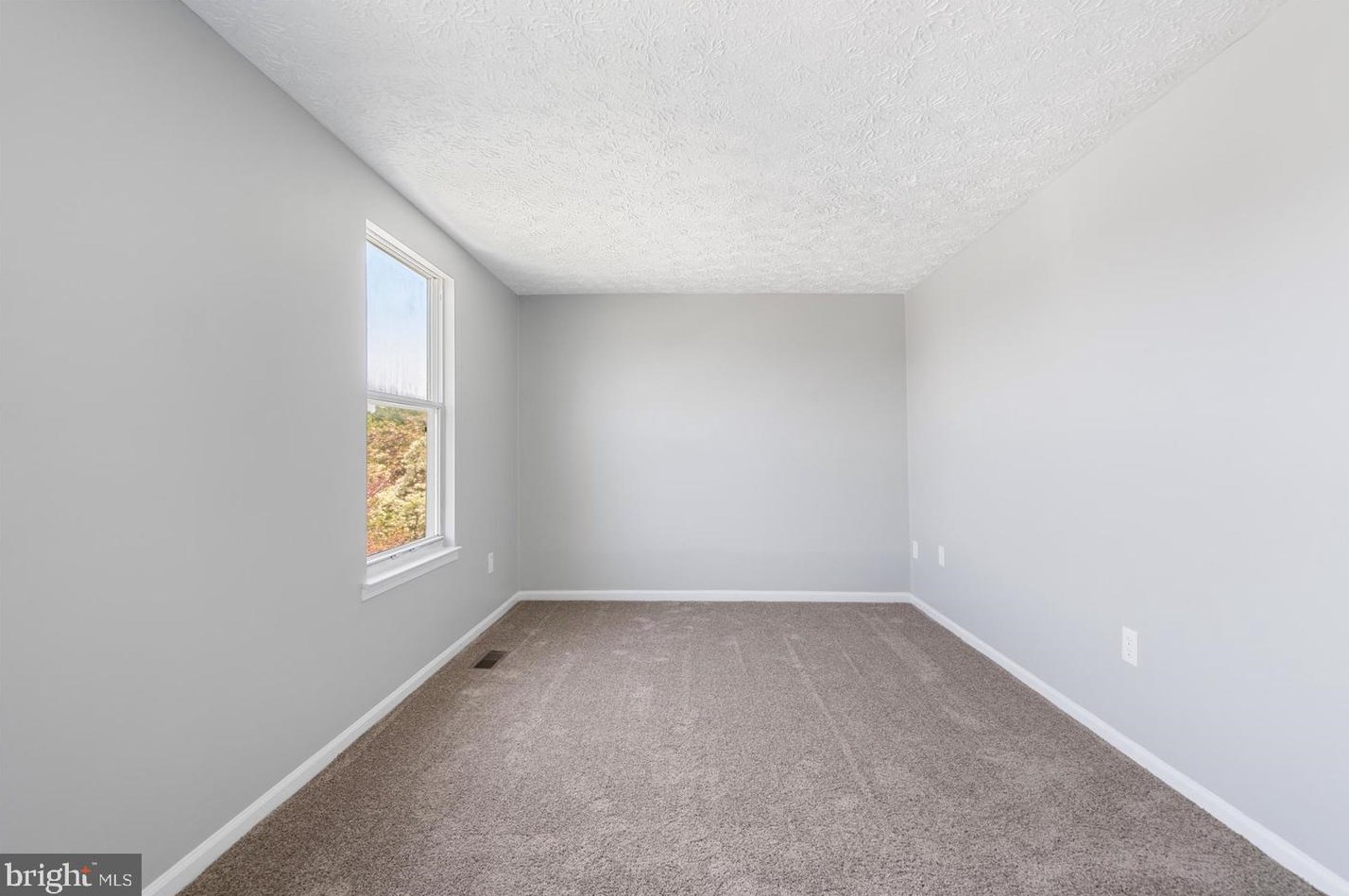 30 Rader Ct, Baltimore MD 21234-3363 exterior