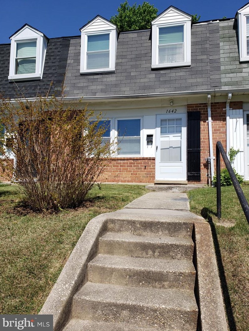 1642 Wentworth Ave, Baltimore MD  21234-6125 exterior