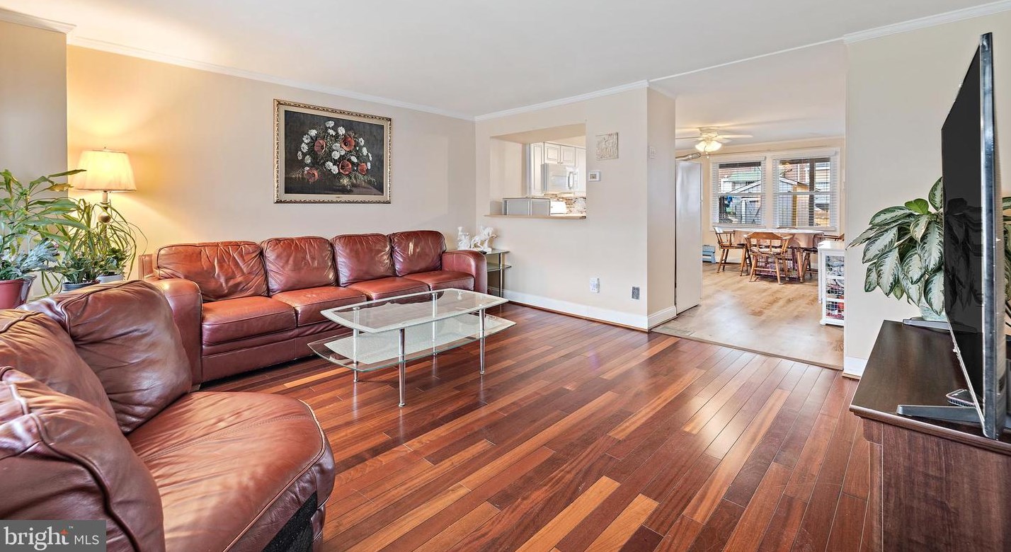 8036 Gough St, Baltimore, MD 21224-2128
