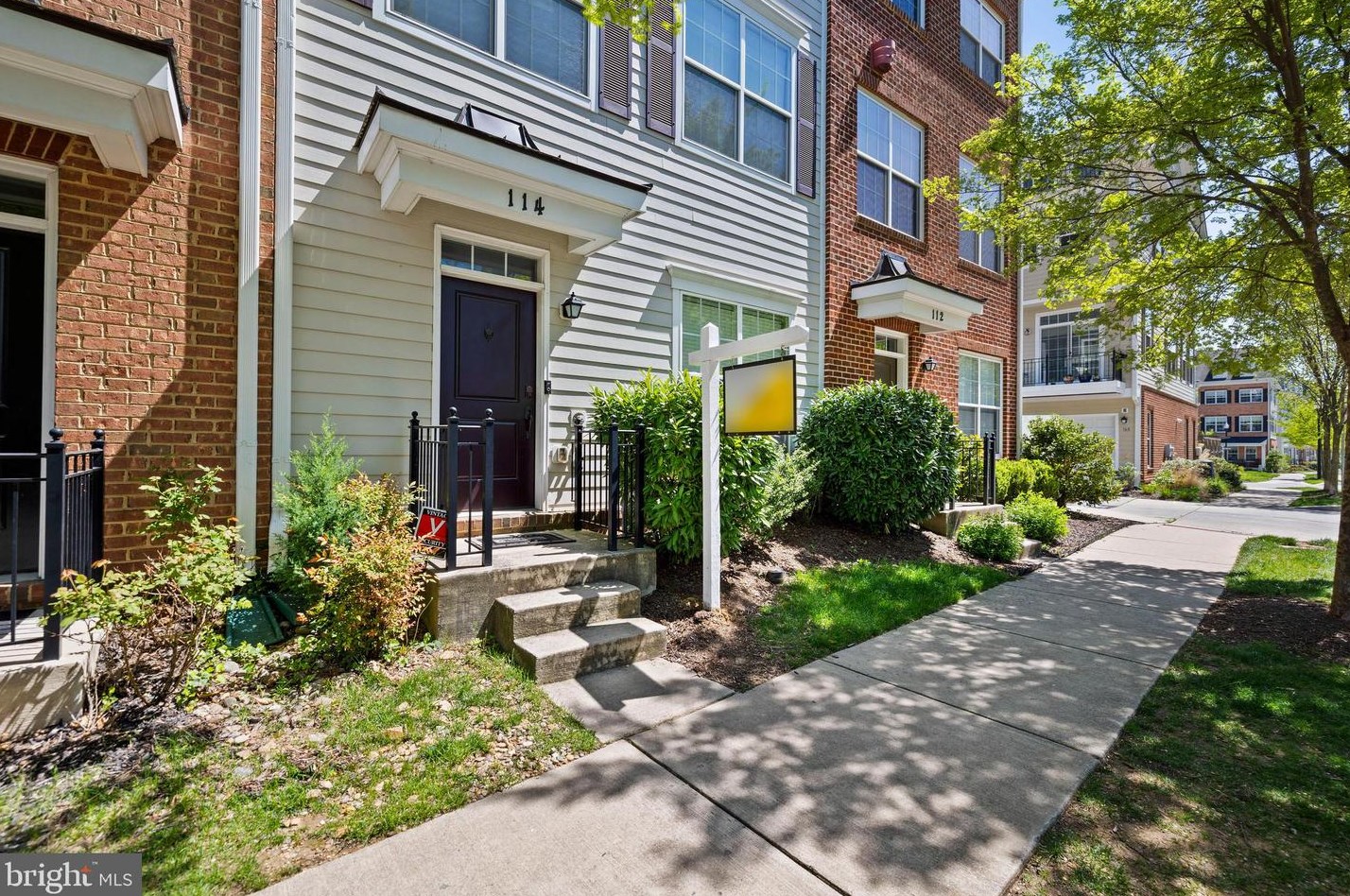 114 Meridian Ln, Baltimore, MD 21286-5240