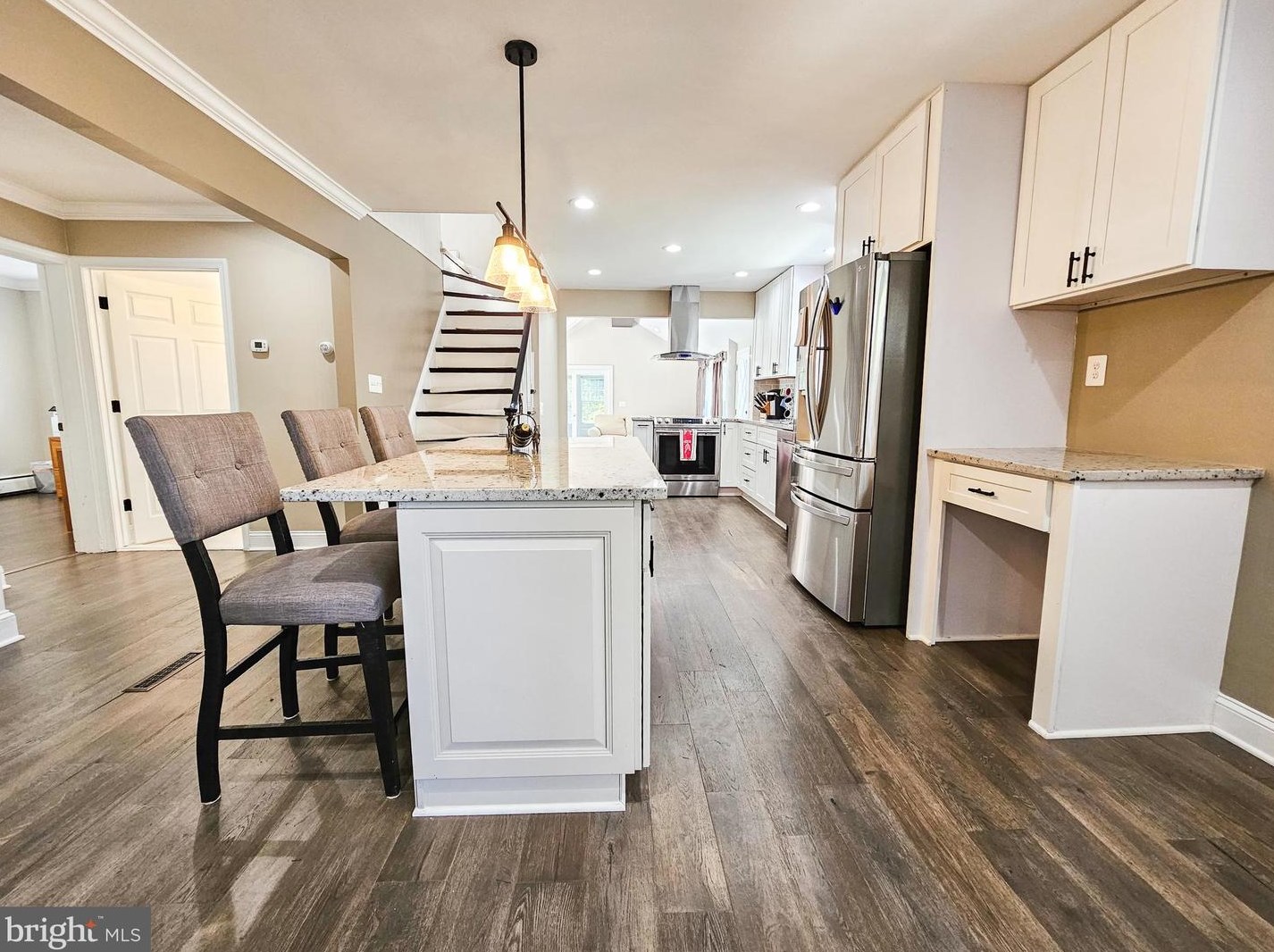 2521 Old Frederick Rd, Baltimore MD  21228-5423 exterior