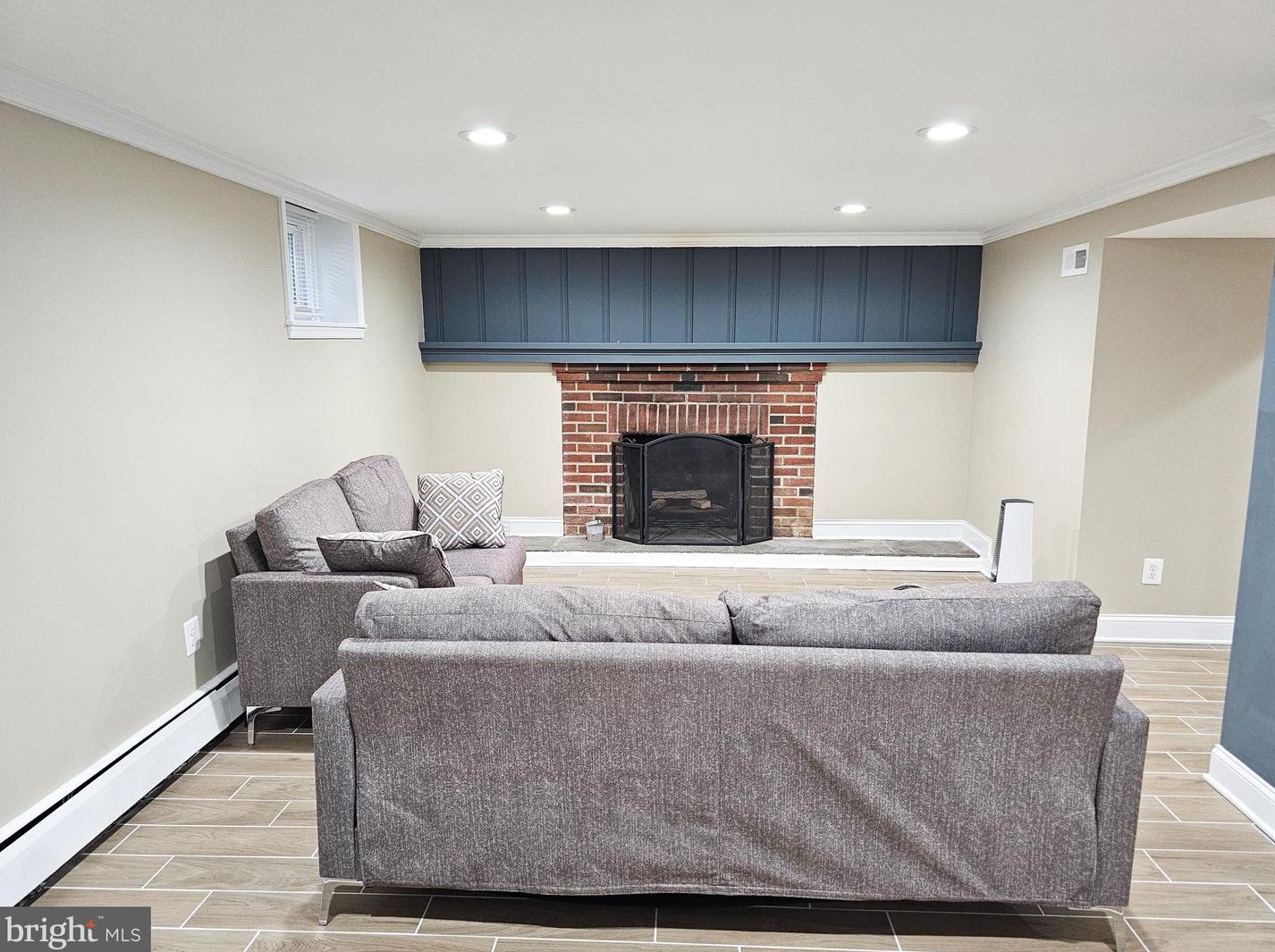 2521 Old Frederick Rd, Baltimore MD  21228-5423 exterior